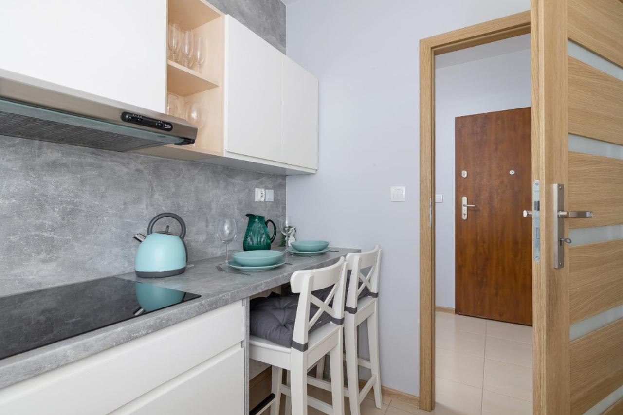 Osiedle Avia Harmonious Apartment With Balcony & Parking Cracow By Renters Prestige Cracovia Exterior foto