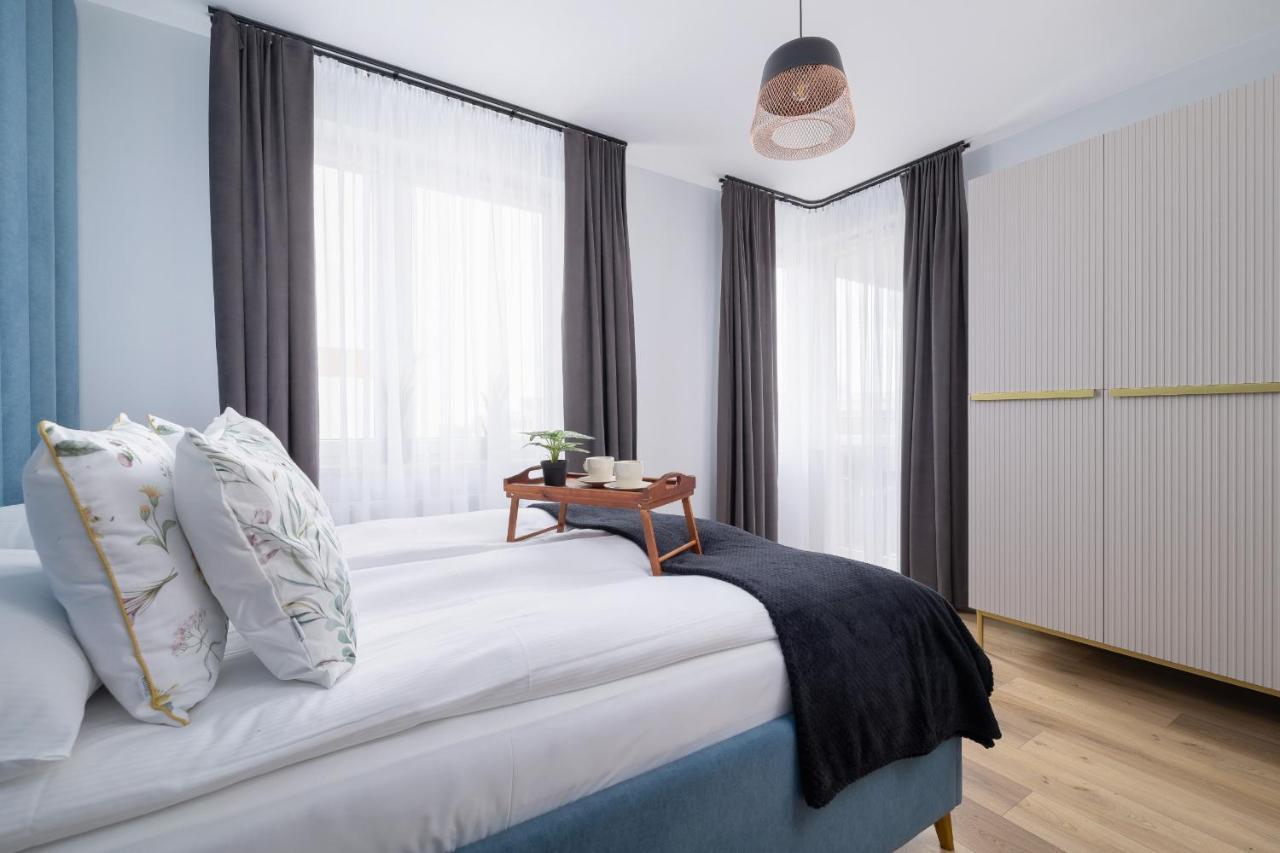 Osiedle Avia Harmonious Apartment With Balcony & Parking Cracow By Renters Prestige Cracovia Exterior foto